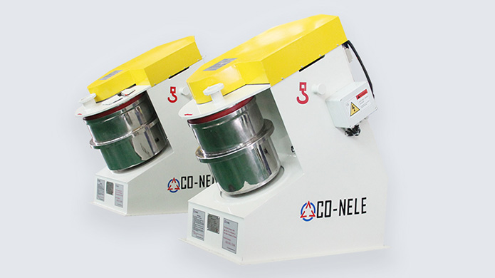 CEL05 Laboratory mix granulator